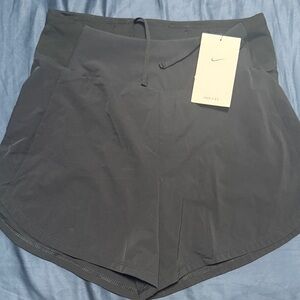 Nike Women's black Athletic Shorts